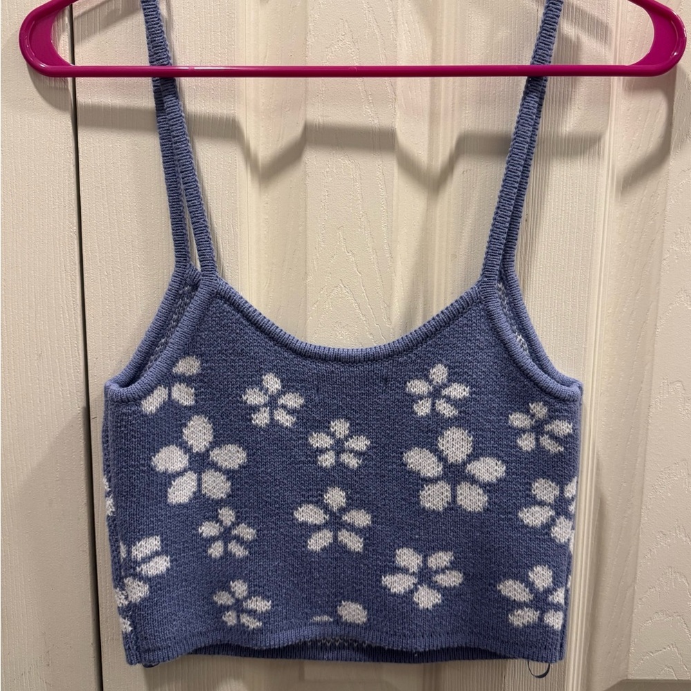 NEVER WORN! Aeropostale Daisy Cropped Sweater Cami - Picture 2 of 3